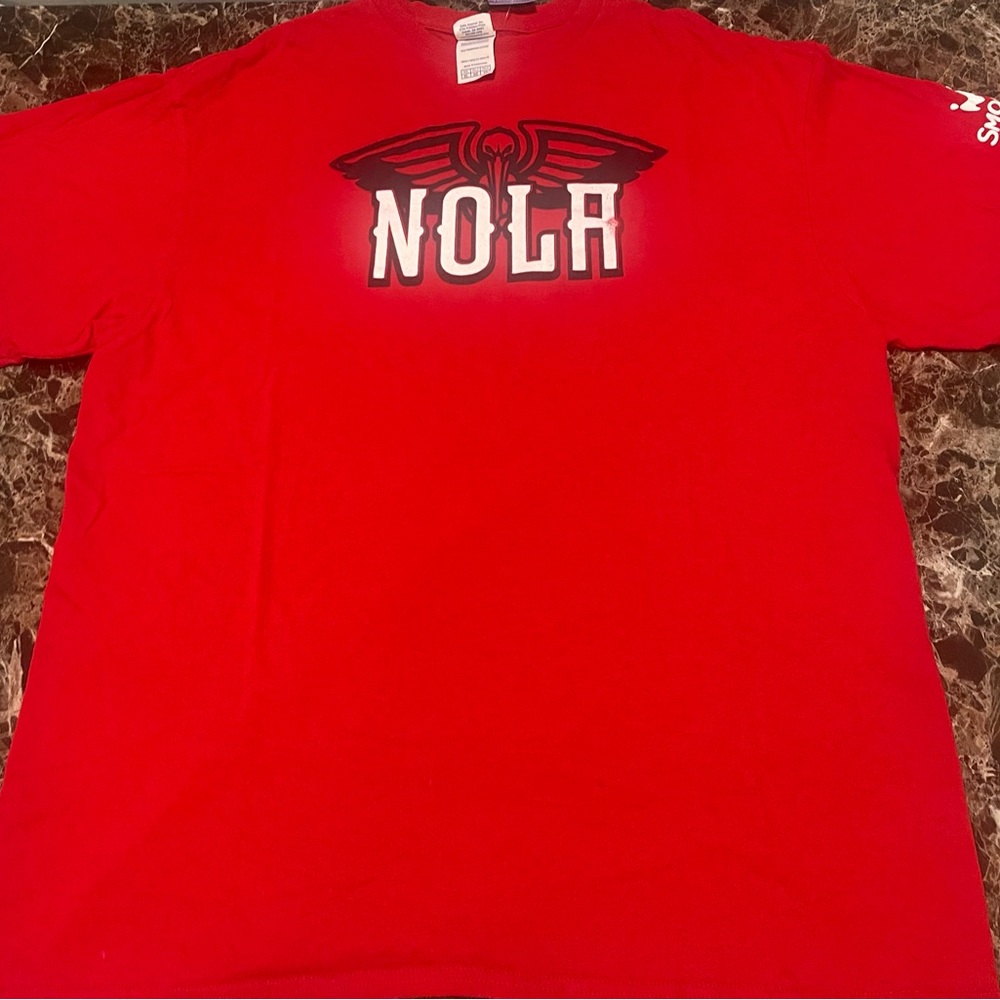Red NOLA Graphic T-Shirt